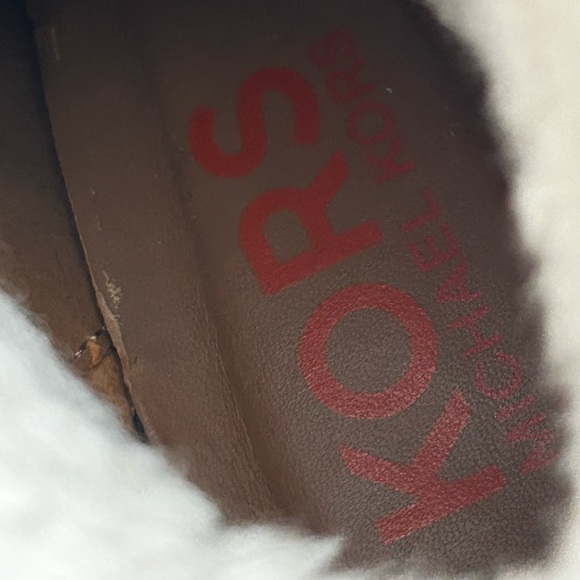 Michael Kors leather lined booties - Picture 4 of 7